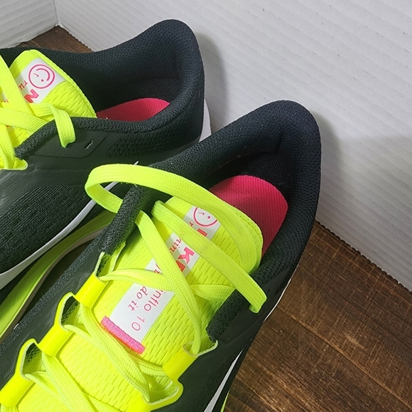 NIKE - Air Winflo 10 Men's Running Shoes - Size: 11 - Picture 9 of 15